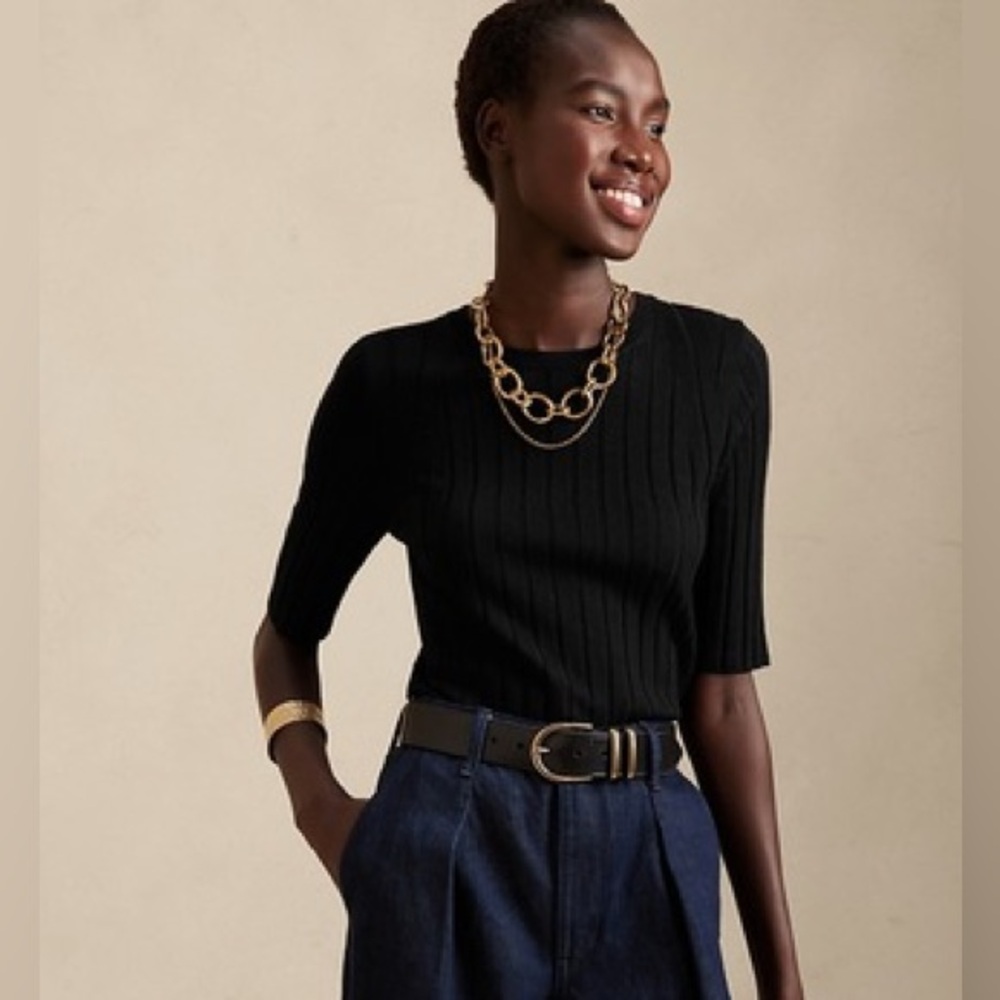 Banana Republic ‘Carino’ elbow sleeve rib sweater black, size XS